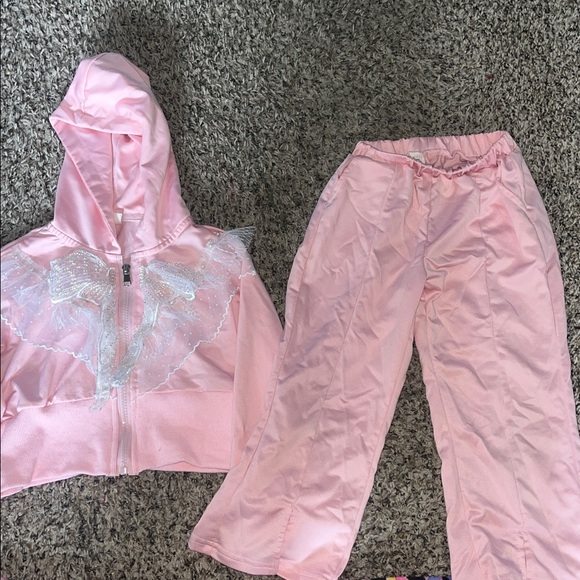 Pink Matching outfit - Picture 1 of 3